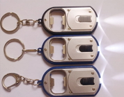 Рекламные подарки мини металл / пластик под ключевые цепочки фонарик / факел брелок с логотипом